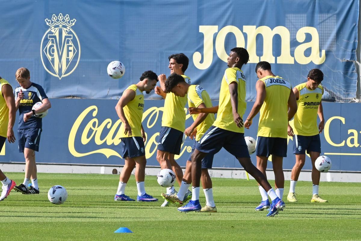 VILA-REAL. ENTRENAMIENTO VILLARREAL CF VILA-REAL. ENTRENAMIENTO VILLARREAL CF