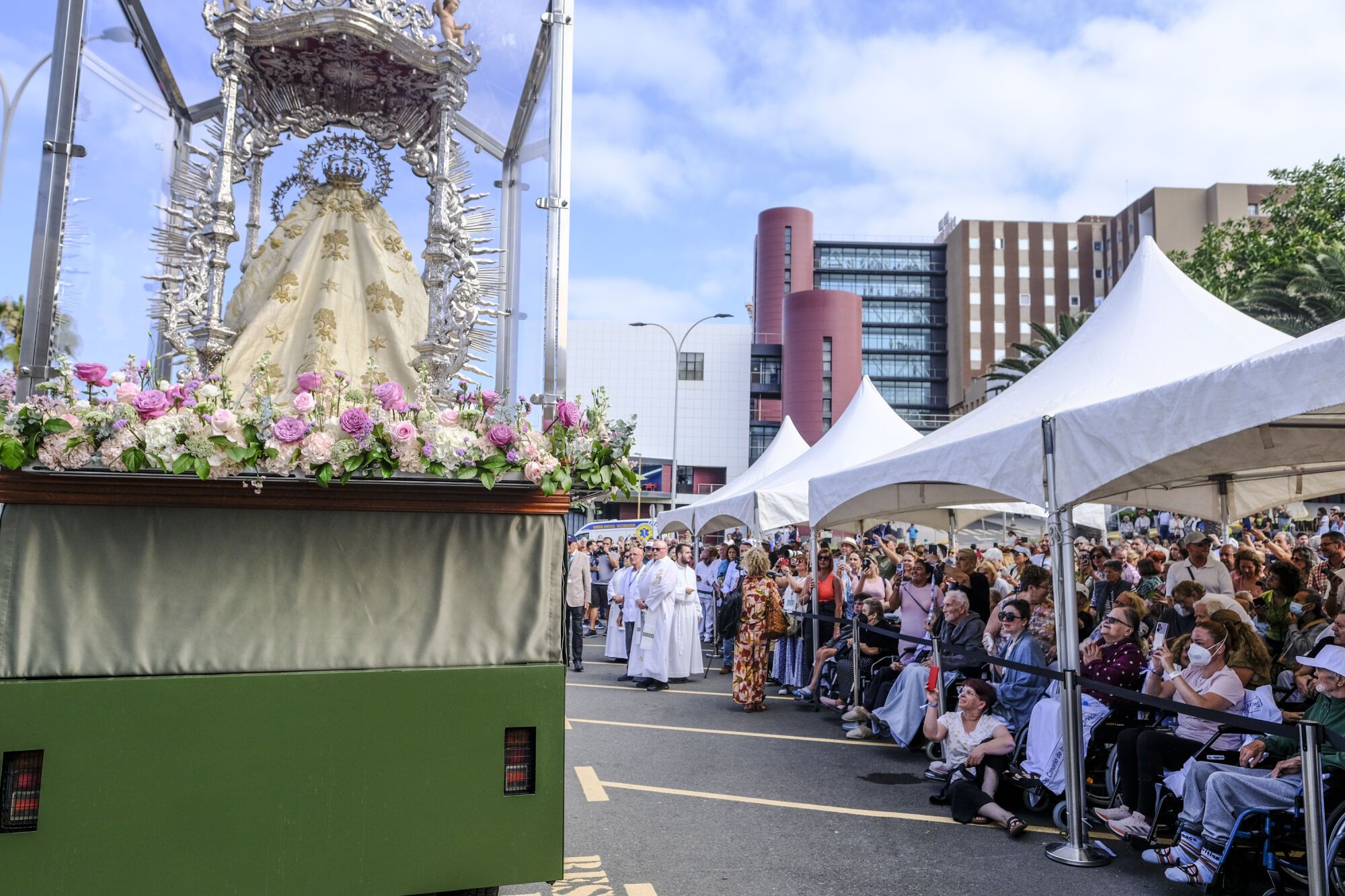 La Virgen del Pino del Materno a la Catedral