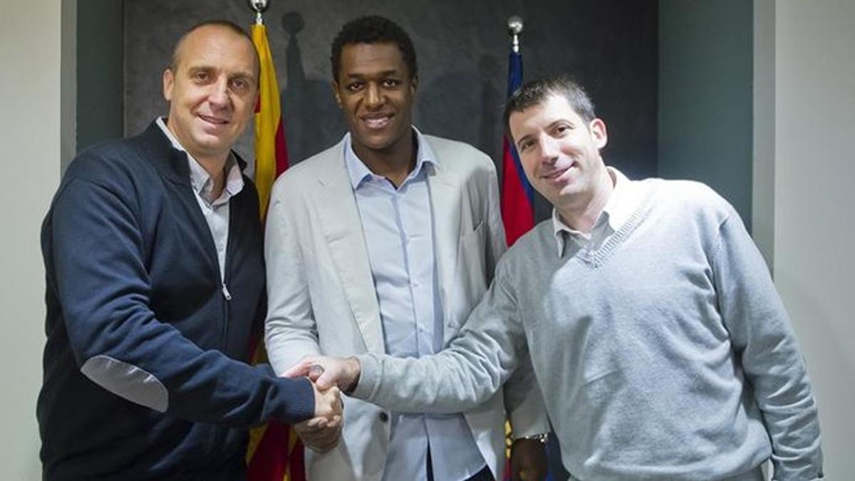 Barrufet, Jallouz y 0'Callaghan, en las oficinas del FC Barcelona