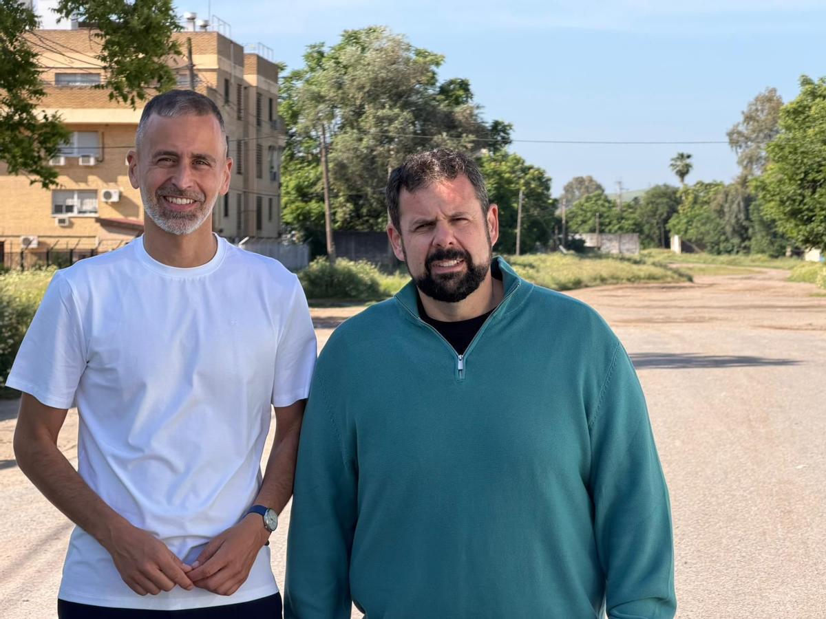 Ángel Ortiz y Mariano Poyato, en el Cordel de Écija.