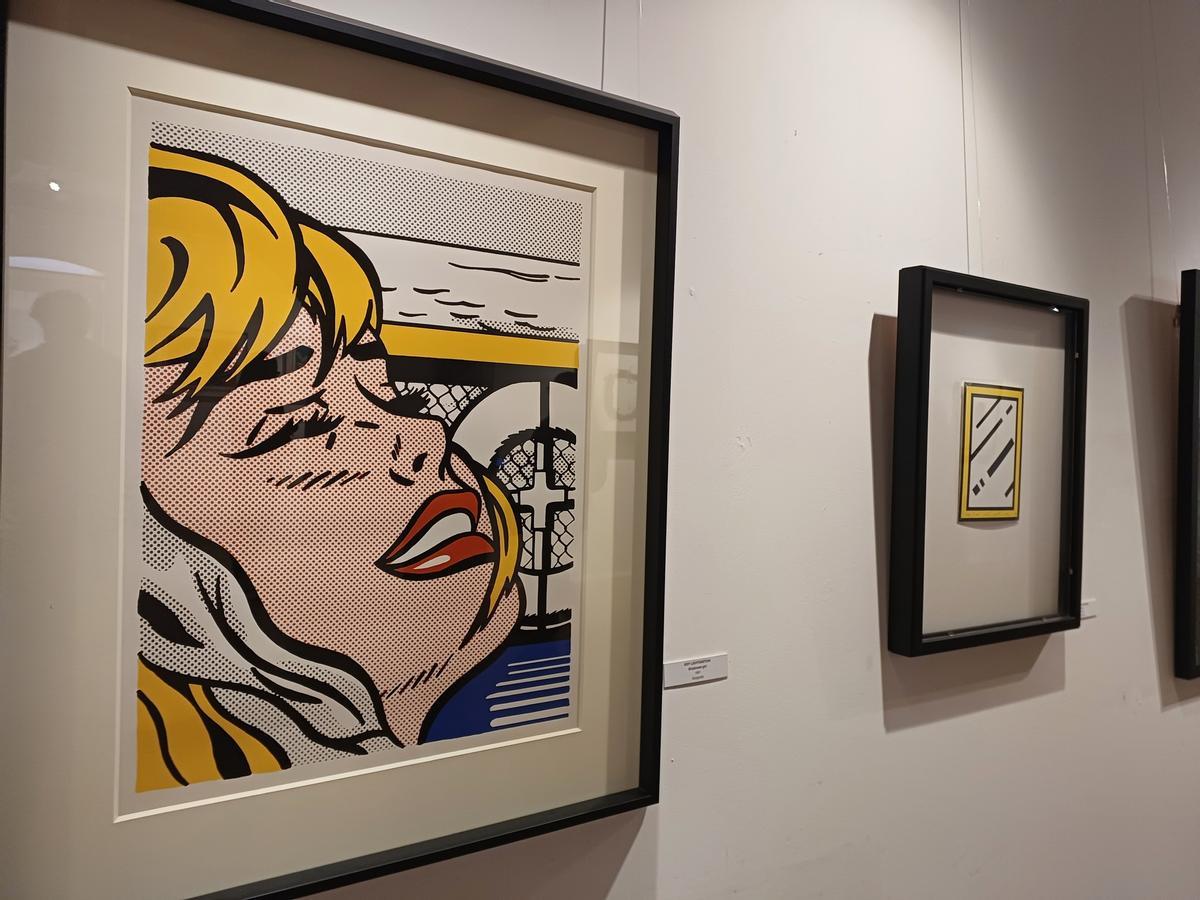 La mostra oferix algunes peces de pop art de Roy Lichtenstein.