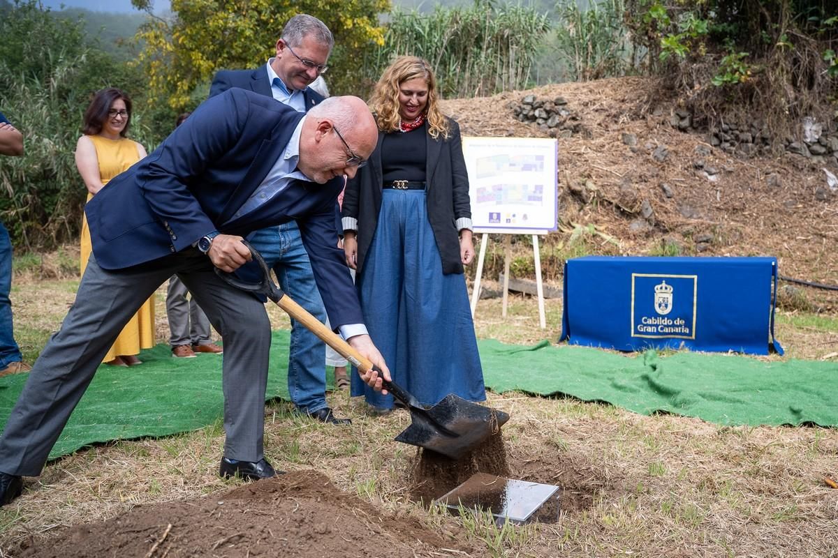 Colocación de la primera piedra de la ampliación de la Residencia de Mayores de Valleseco