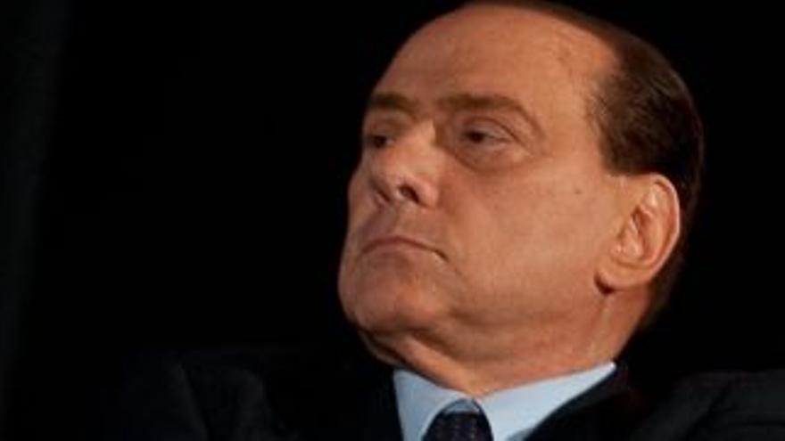 Un duro enfrentamiento entre Berlusconi y Fini hace presagiar la ruptura del partido del Gobierno