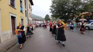 Benia cumple con la tradición y honra a la Virgen de Castru