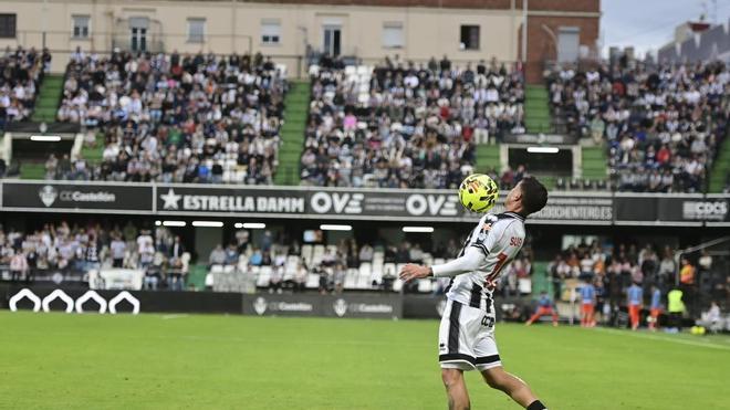 Sábado, 15.45 h en La Coma: la afición albinegra se cita para dar el (pen)último empujón al CD Castellón