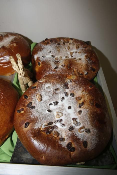 Forn Artesà Rafelet. Mejor panquemado, segundo de escaparate y tercero de torta de pasas y nueces y de monas.