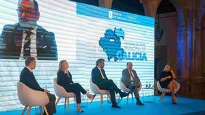 Presentación del estudio sobre la reforma de la planta municipal de Galicia, en Santiago.