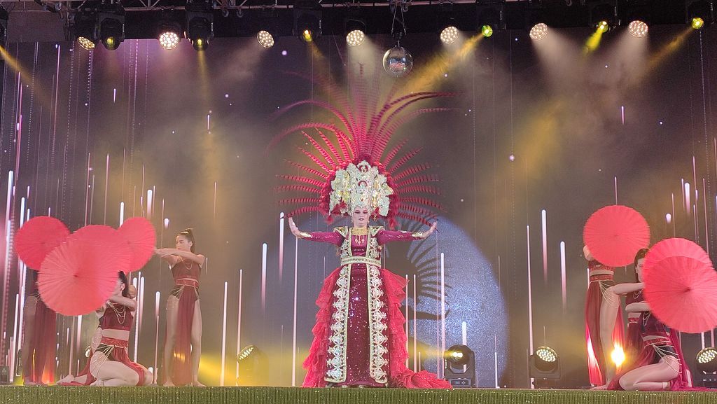 Todas las imágenes de la gala del Cambio de Poderes del Carnaval de Águilas