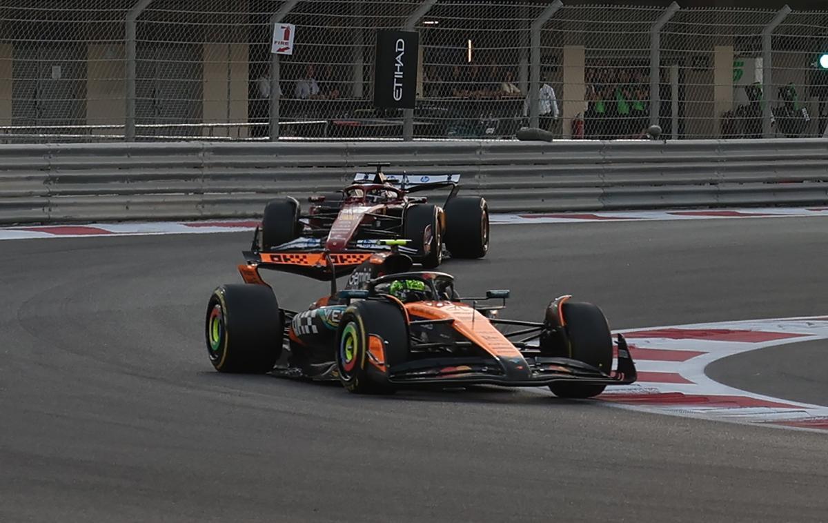 Norris, nuevo campeón del mundo de F1 al concluir tercero una carrera que ganó Verstappen