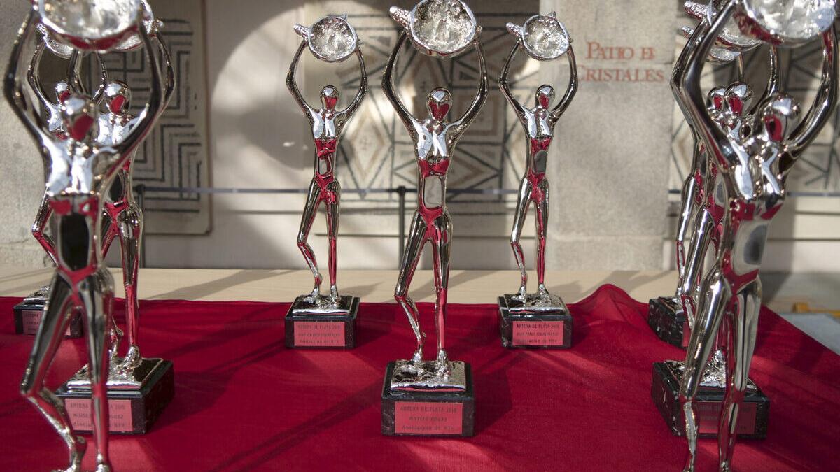El premio Antenas de Plata, otogado por Asociación de Profesionales de Radio y TV de Madrid