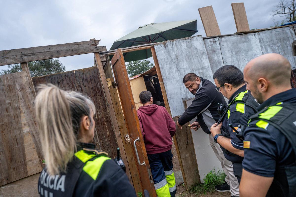 Cuenta atrás para el desalojo del campamento de chabolas de Montcada