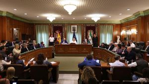 Los concejales de la Corporación local de Marbella, ayer, durante la aprobación de uno de los puntos.
