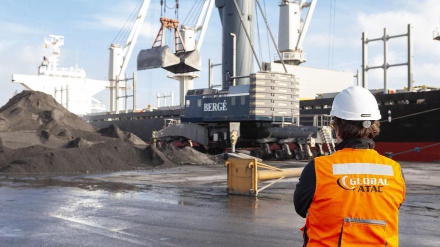 Competencia cuestiona el acuerdo de la estiba para los puertos de Gijón y Avilés