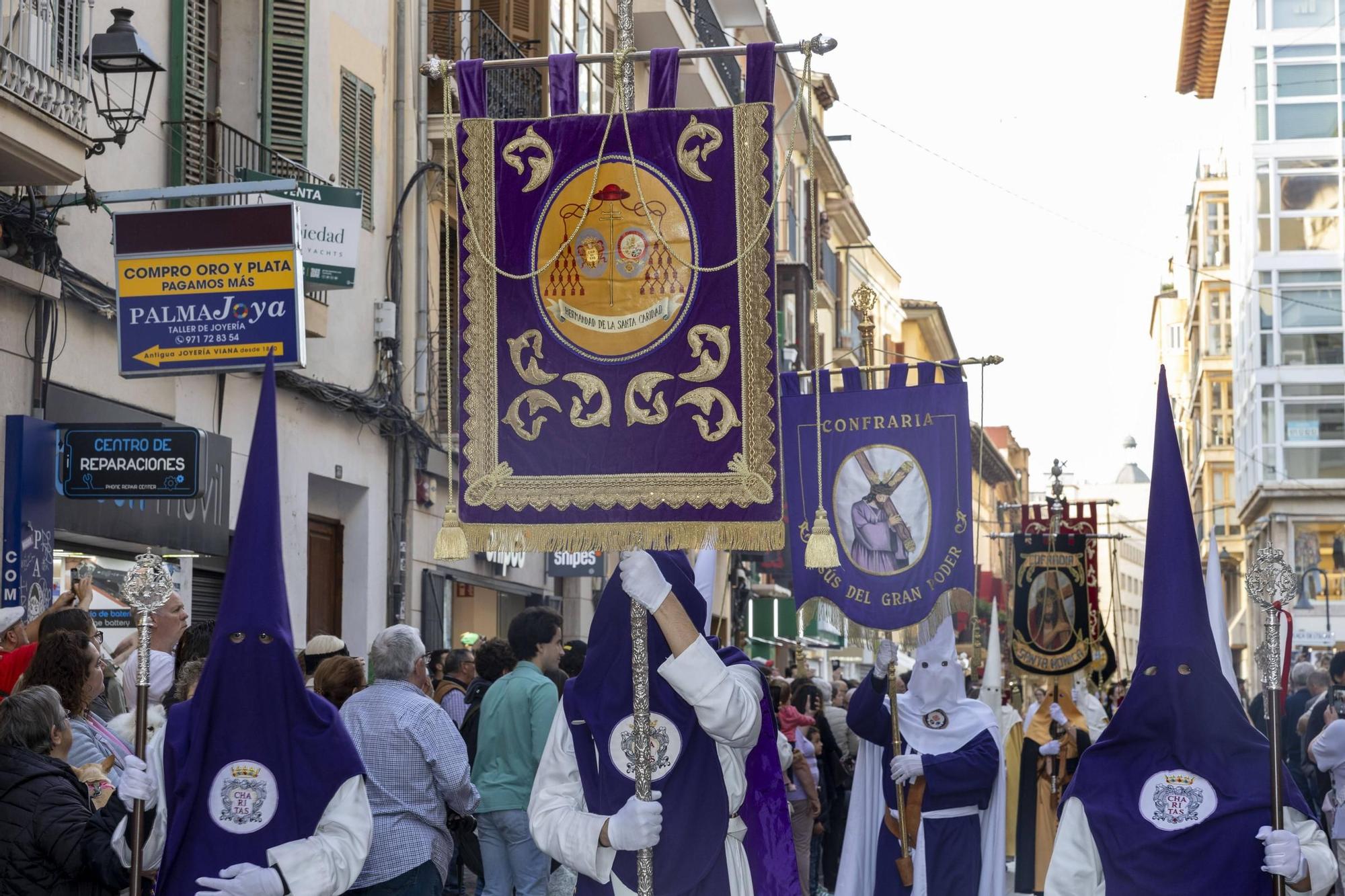 Semana Santa en Palma | Procesión de los Estandartes