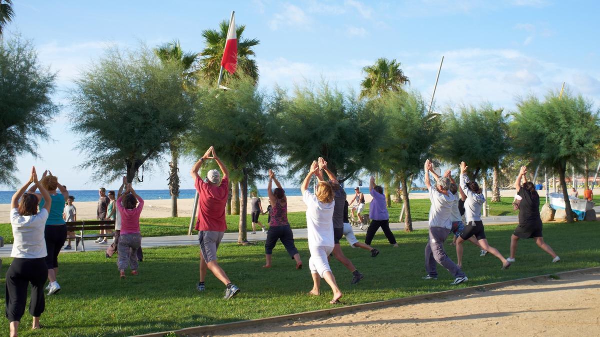 Una de les activitats davant la platja.