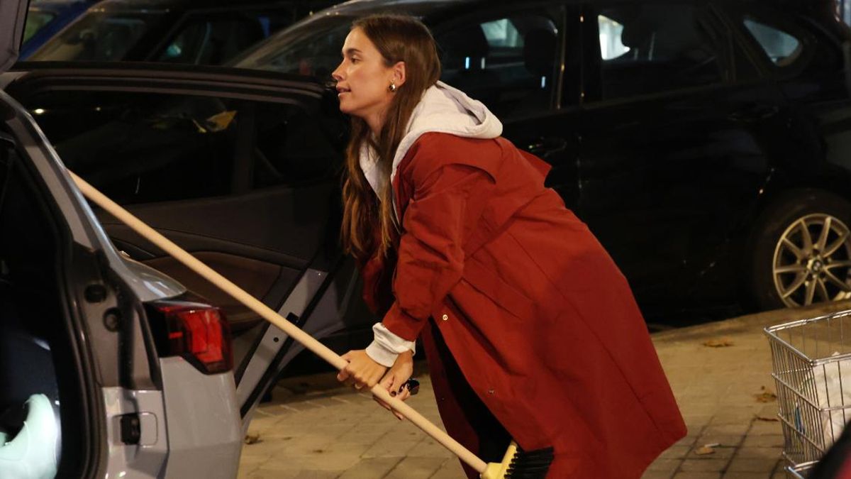 Nadie al volante en el último vídeo de María Pombo en el coche con su hijo