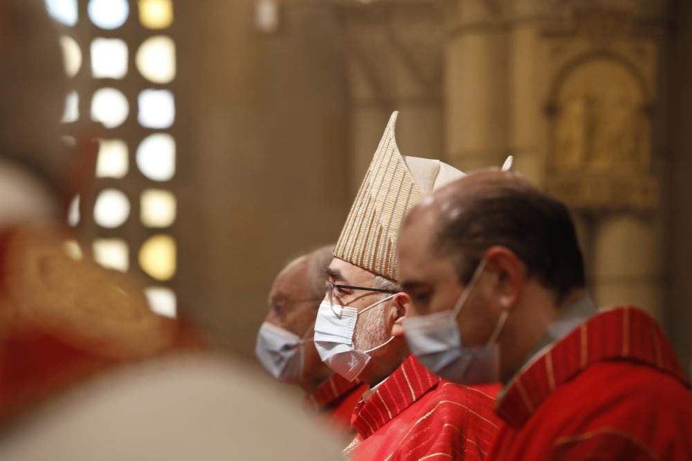 Misa en Gijón por San Pedro