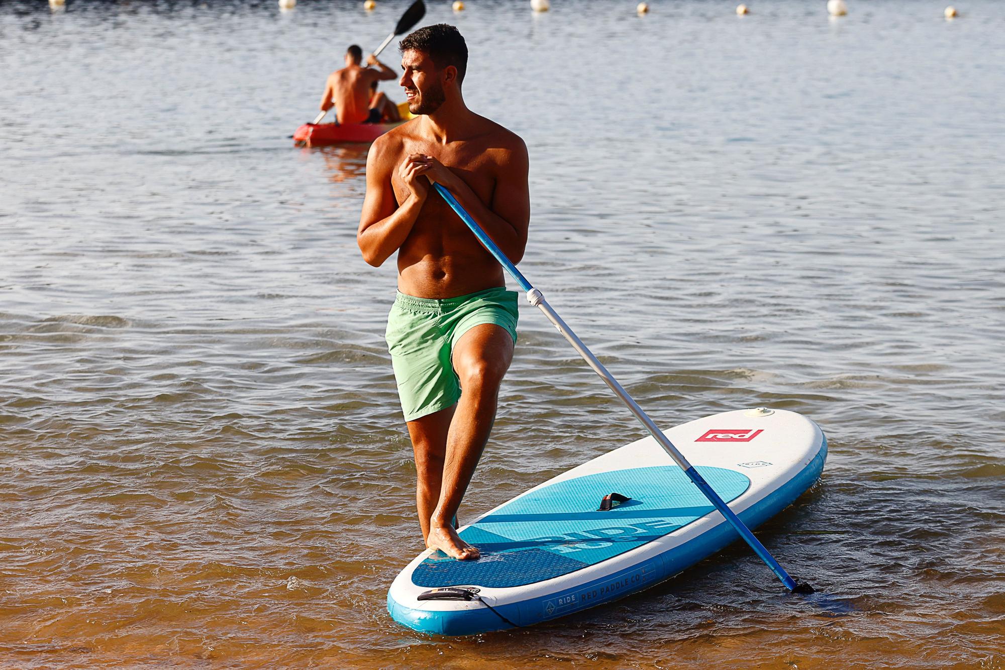 Sesión de paddle surf y kayak del  Lenovo Tenerife