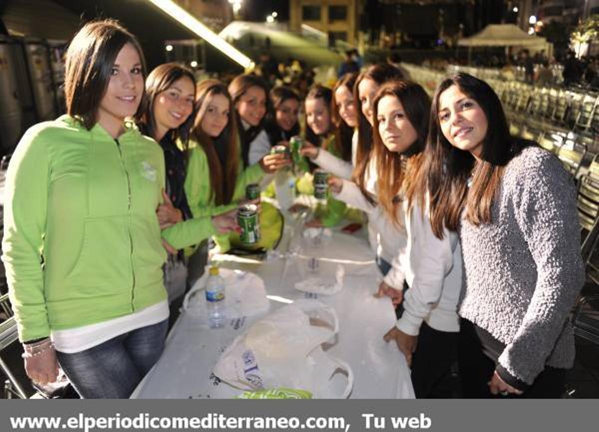GALERÍA DE FOTOS - Cena de peñas en Vila-real