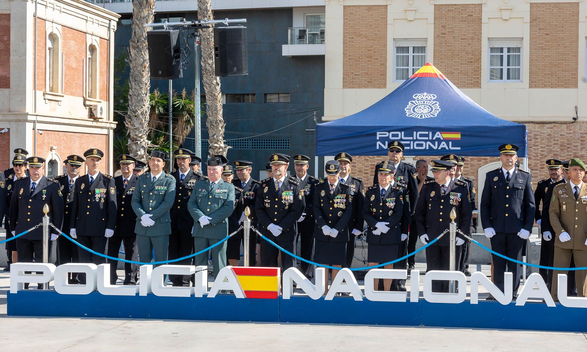 La Policía Nacional celebra en Alicante el día de su patrón