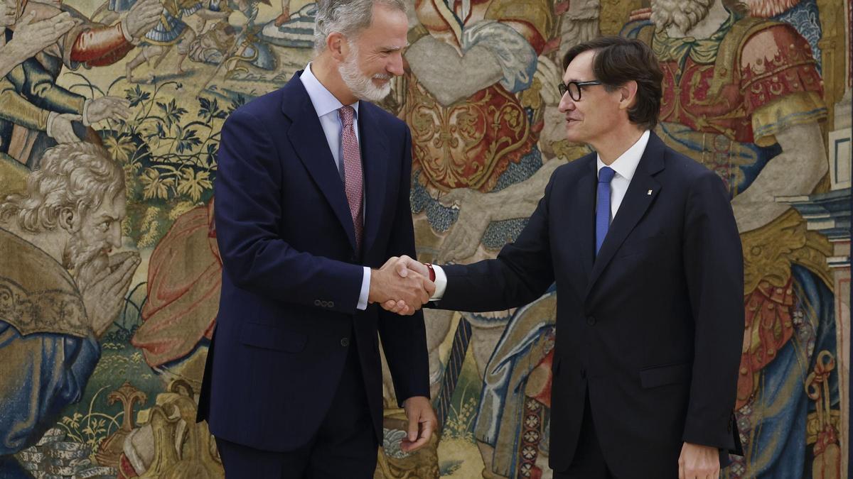 El rey recibe a Salvador Illa en el Palacio de la Zarzuela