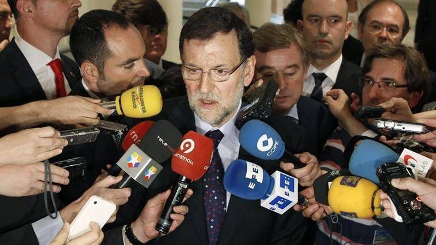 Rajoy exige a CiU no defender su proyecto en nombre de todos los catalanes
