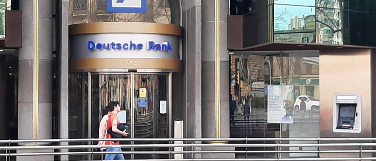 Oficina de Deutsche Bank en las Avenidas de Palma.