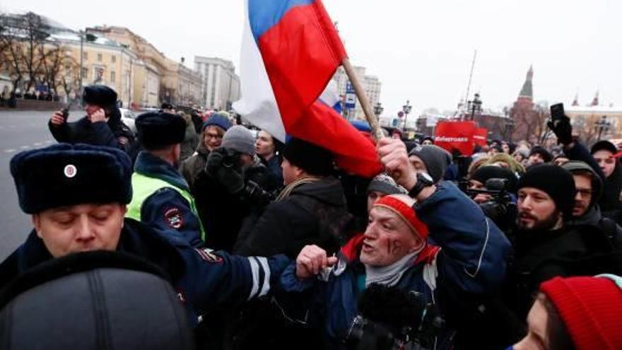 La Policia es va enfrontar amb els manifestants a Moscou.