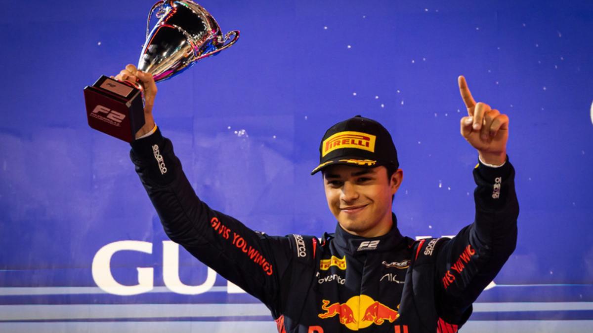 Pepe Martí celebra su triunfo en Bahrein