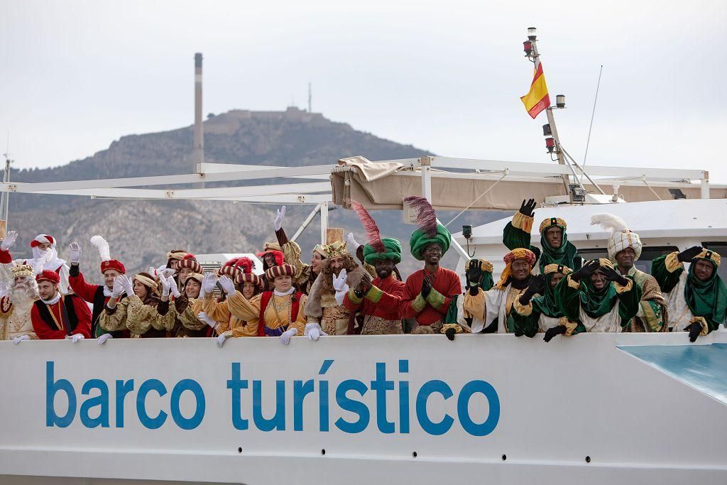 El desembarco en Cartagena de los Reyes Magos, en imágenes