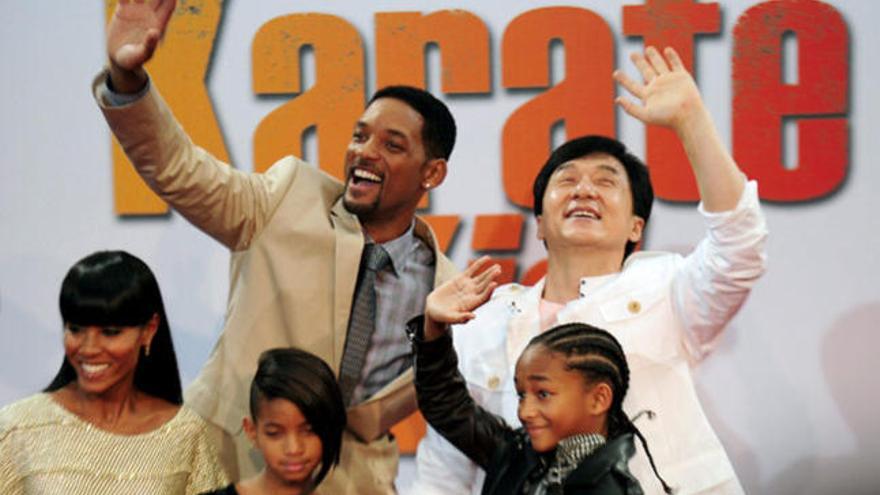 La familia Smith junto a Jackie Chan