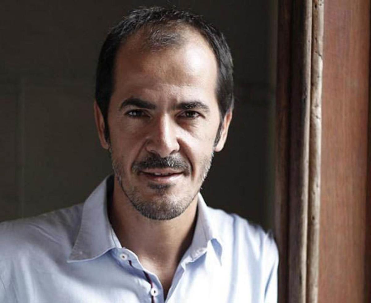 Francisco Esteban Bara: "Hi ha professors universitaris que fa 19 anys que repeteixen la mateixa classe"