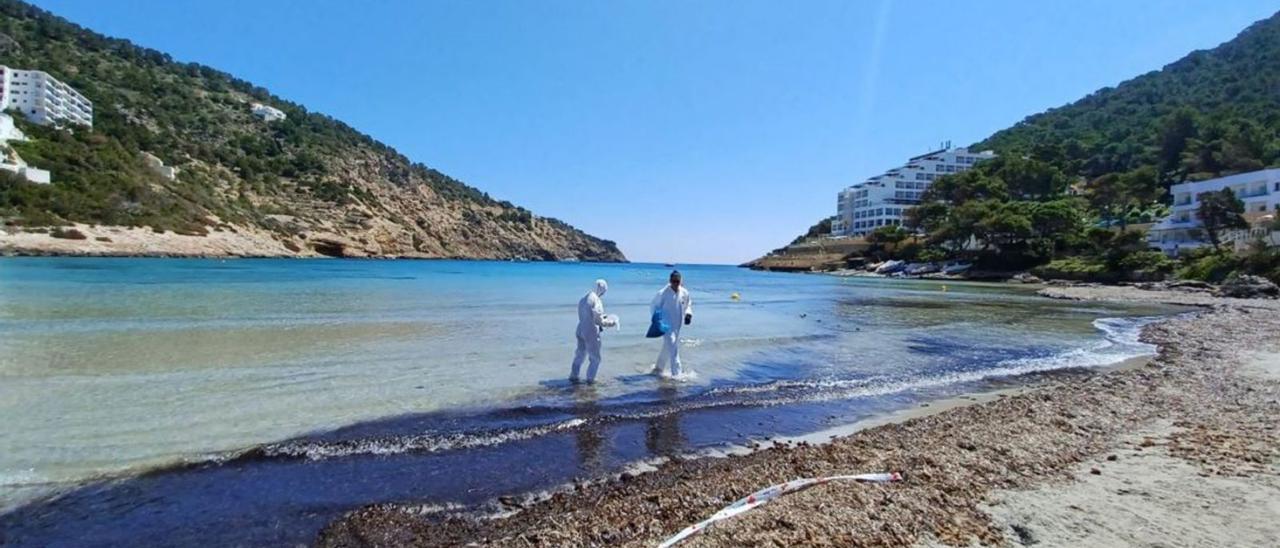 Simulacro de vertido en Cala Llonga | ASE