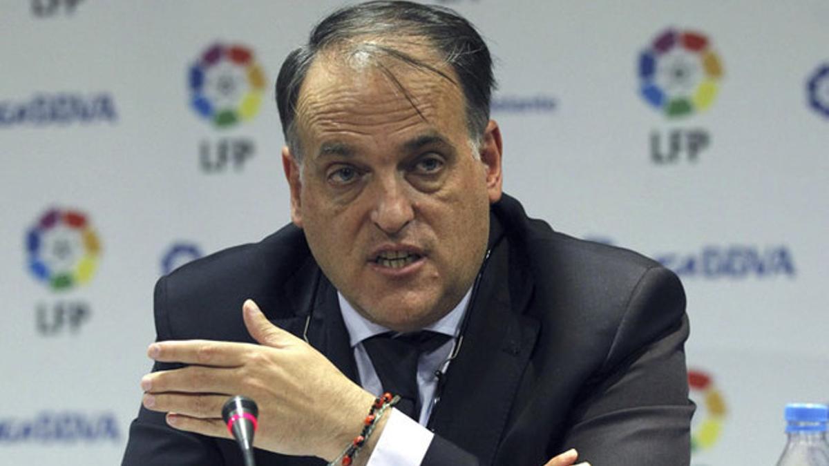 Tebas asegura que el Real Murcia y el Racing no cumplen los requisitos de la LFP