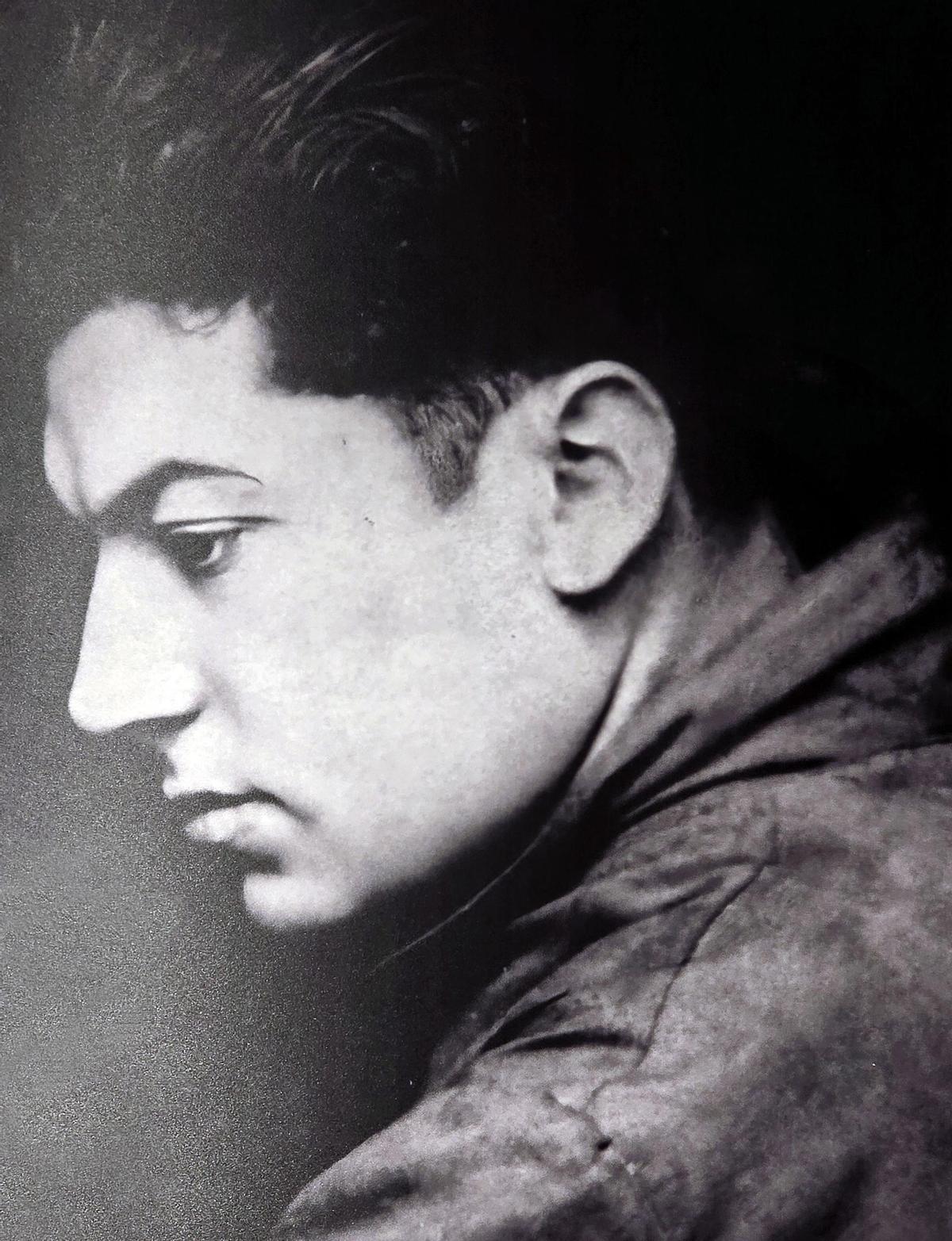 El artista Camilo Nogueira hacia 1925 (Archivo de la familia Nogueira Román)