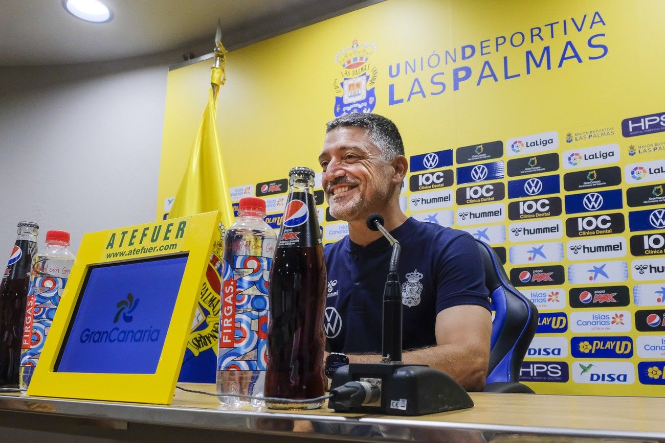 Rueda de prensa de Pimienta en la previa del UD Las Palmas - Zaragoza