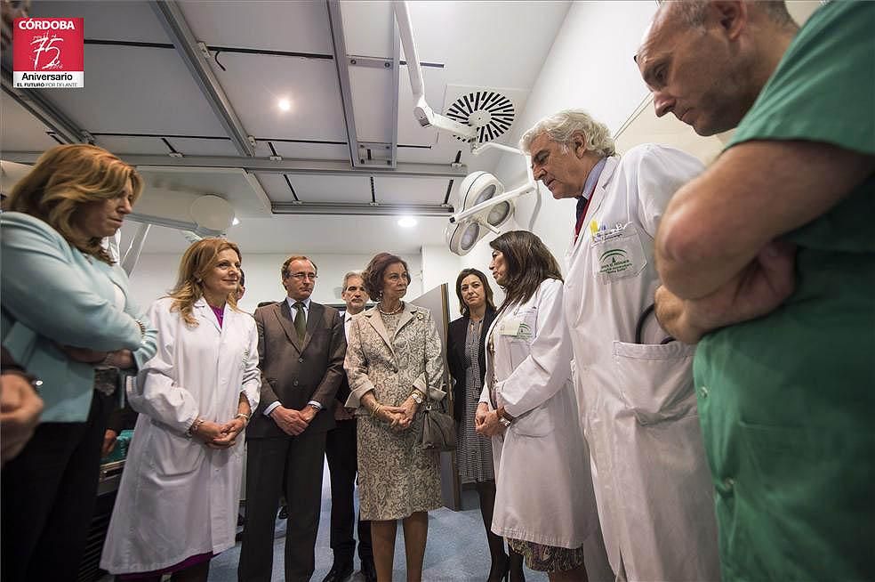 Fotogalería: La Reina Doña Sofía inaugura el acto central del 40º aniversario del Hospital Reina Sofía