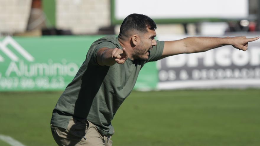 El Atlético Paso cierra la etapa de Yurguen Hernández en el banquillo
