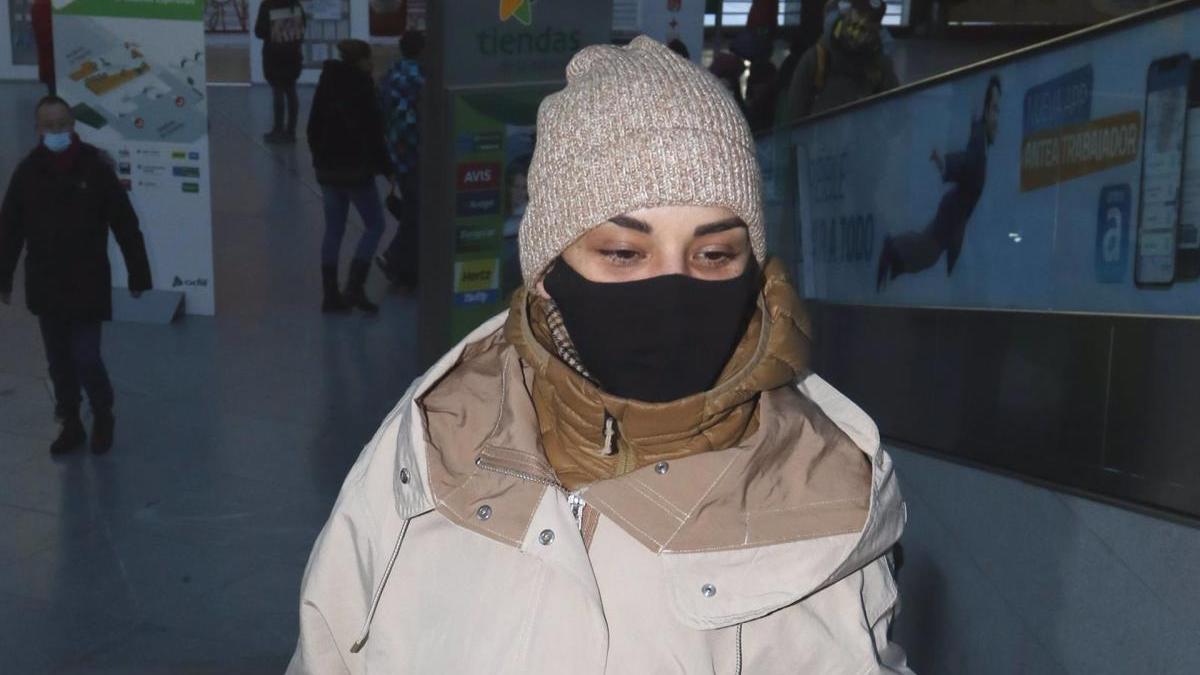 Chenoa llega a la estación de Atocha.