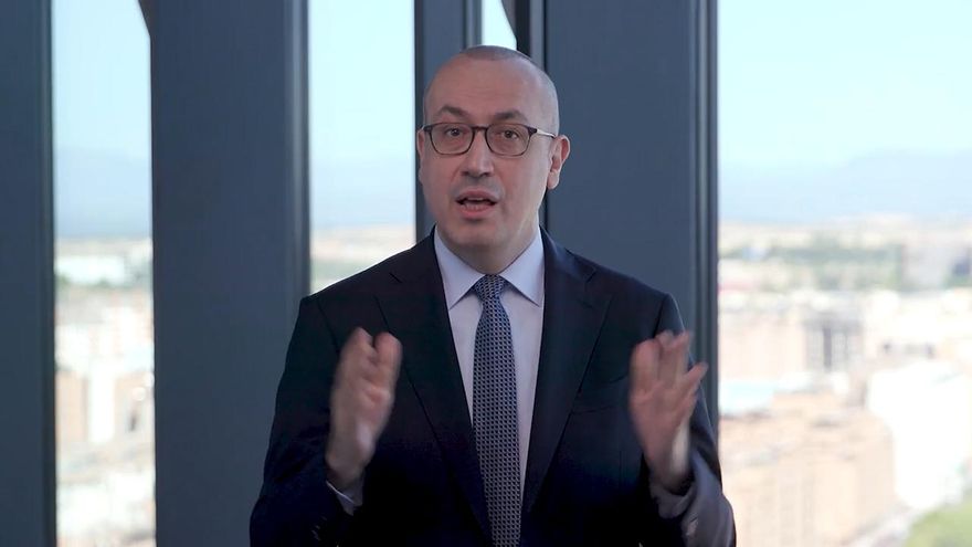 El BBVA contraataca: promete una remuneración récord a sus accionistas y abre la puerta a desistir de la opa al Sabadell