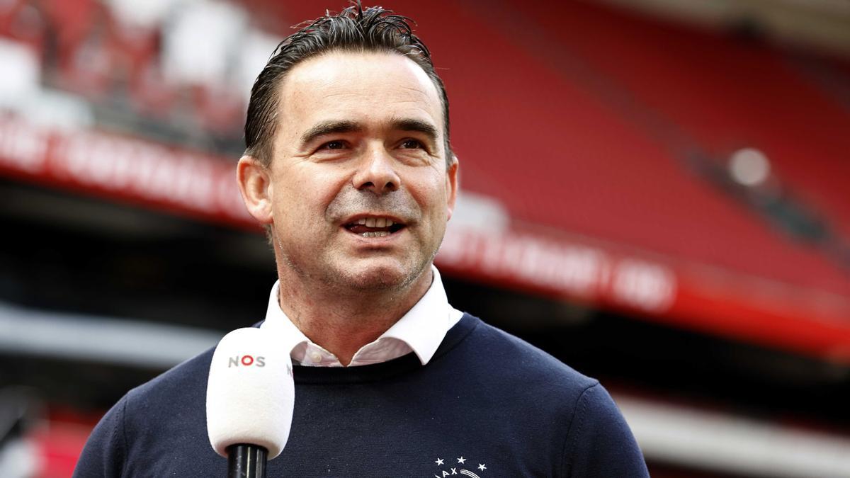 Overmars, en su etapa como director deportivo del Ajax