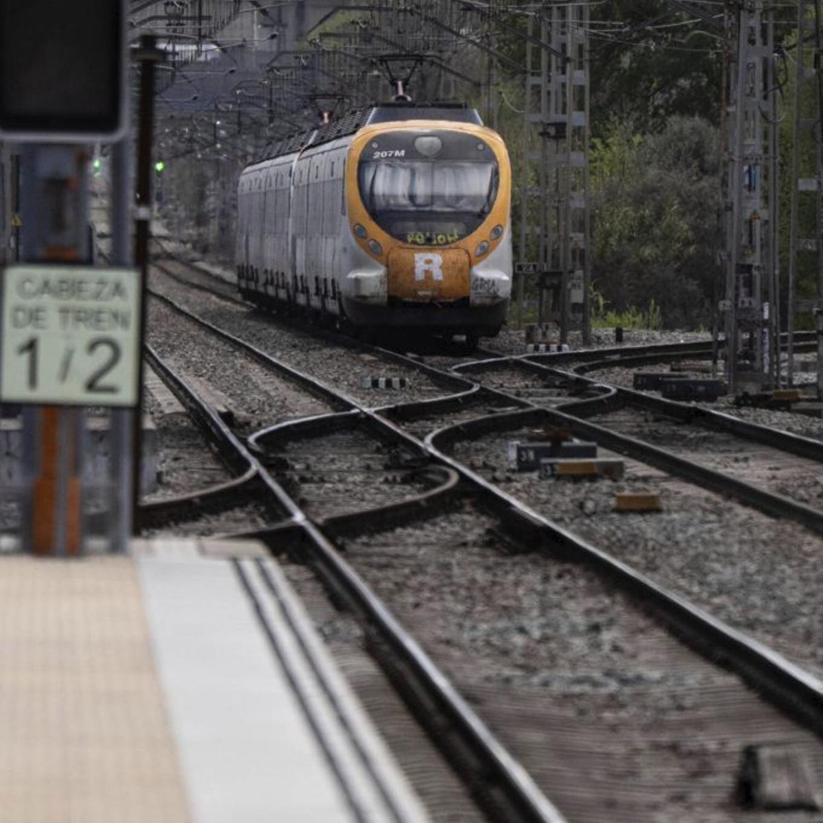 Un tren de Rodalies, a Mollet del Vallès. | ZOWY VOETEN