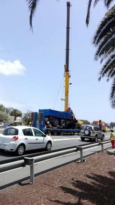 Maniobras para retirar el camión