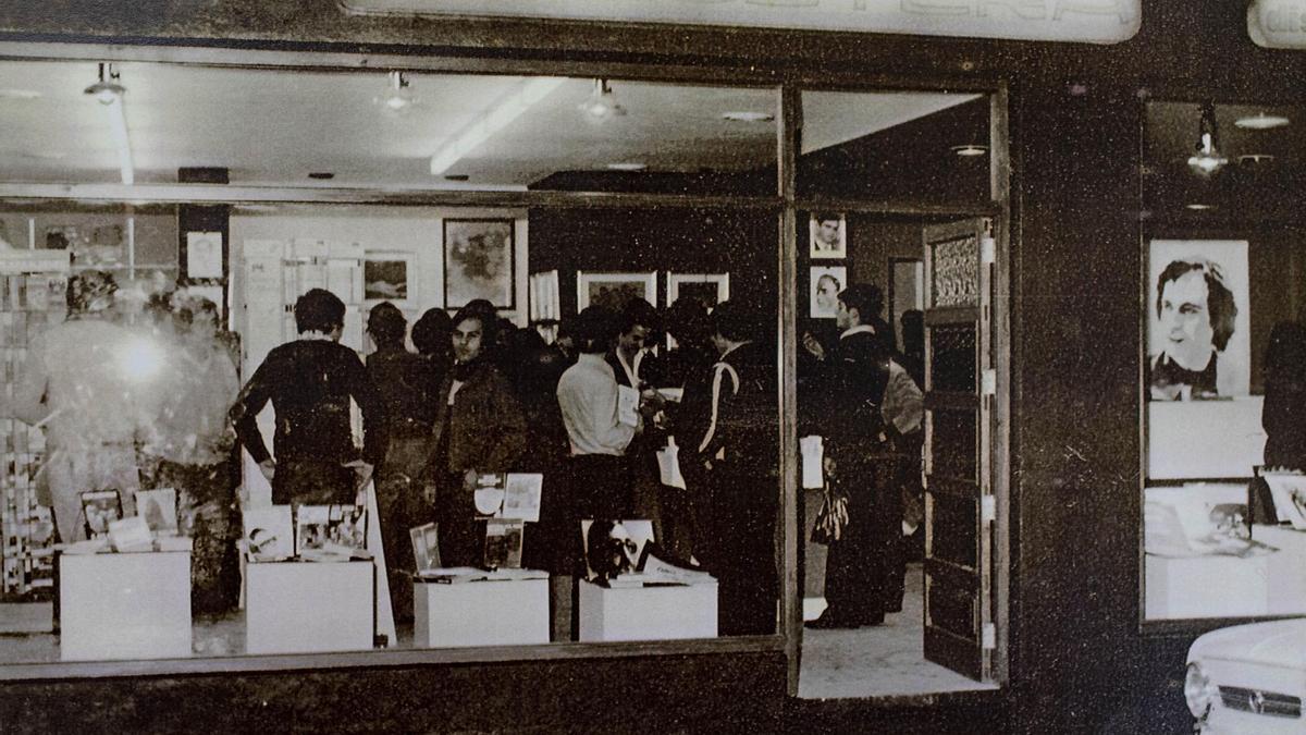 La librería La Costera de Xàtiva, en sus inicios.