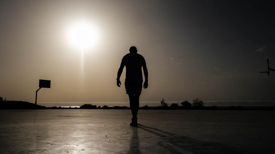 Canarias comienza agosto con alertas por calor, incendios, fenómenos costeros y riesgo para la salud