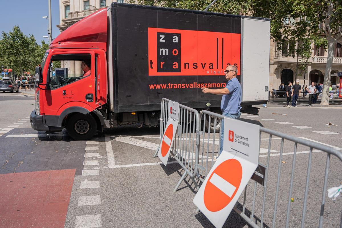 Preparativos para la exhibición de F1 en Barcelona