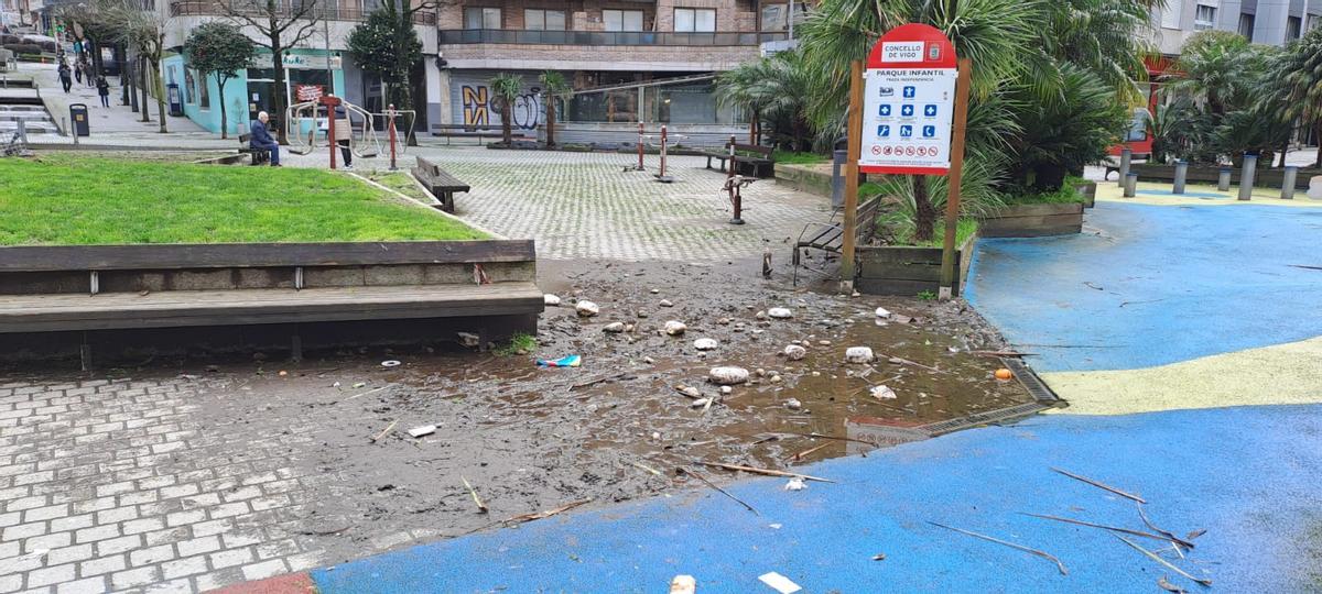La plaza de la Independencia, anegada.