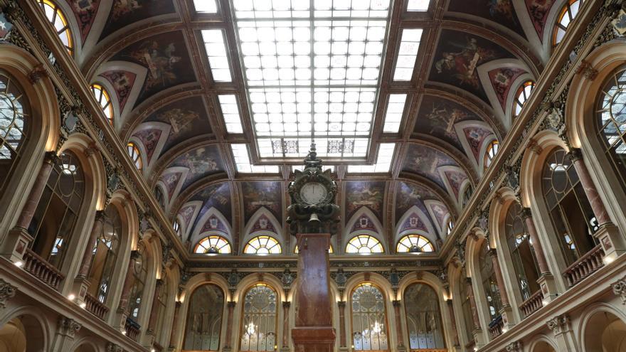 Interior del Palacio de la Bolsa de Madrid.