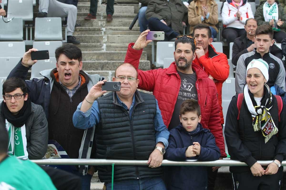 Así vivió la afición el empate del Córdoba ante el Oviedo