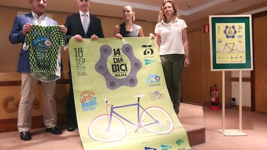Málaga celebra el Día de la Bicicleta con recorridos de 12 y 5,5 kilómetros  - La Opinión de Málaga